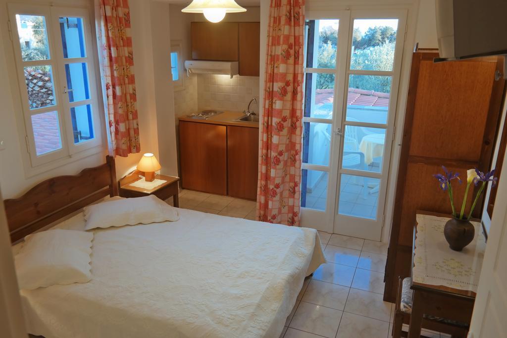 Mina'S Studios In Naxos Island Agios Prokopios  Pokój zdjęcie