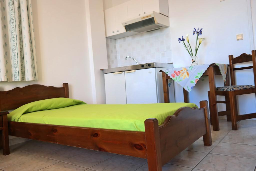 Mina'S Studios In Naxos Island Agios Prokopios  Zewnętrze zdjęcie